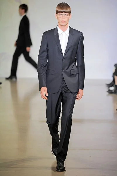 Look 36